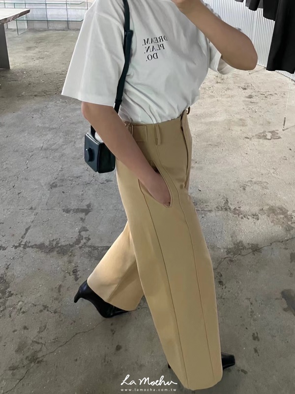 側腰釦設計落地寬褲